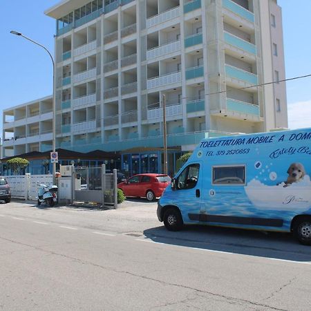 סניגליה Hotel Atlantic מראה חיצוני תמונה
