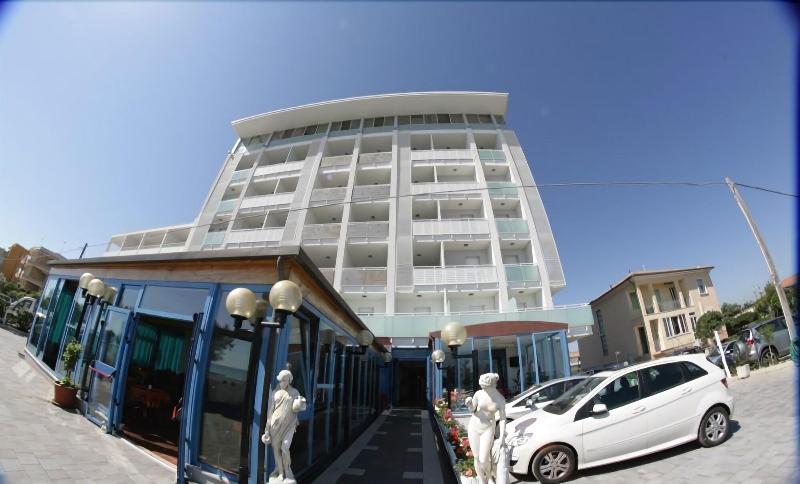 סניגליה Hotel Atlantic מראה חיצוני תמונה