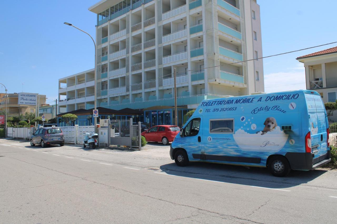 סניגליה Hotel Atlantic מראה חיצוני תמונה